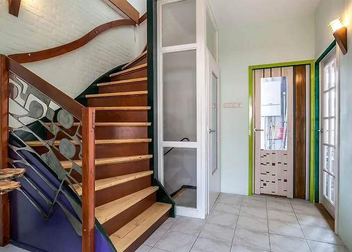 Center آيندهوفن